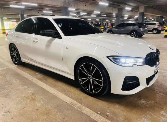 BMW 320i 2.0 16V TURBO GASOLINA M SPORT AUTOMÁTICO